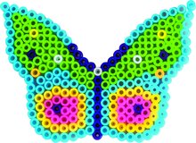 Pärlplatteset fjäril